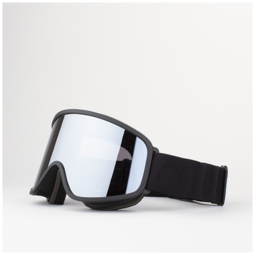 M�scara Esqu� Out Of Flat Negro Silver