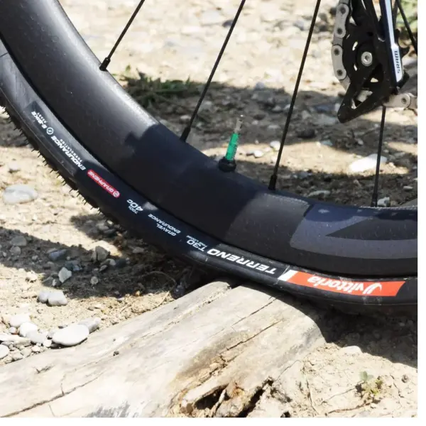 Mousse Vittoria Air-Liner Light Gravel Antipinchazos 700x37/40 VITTORIA